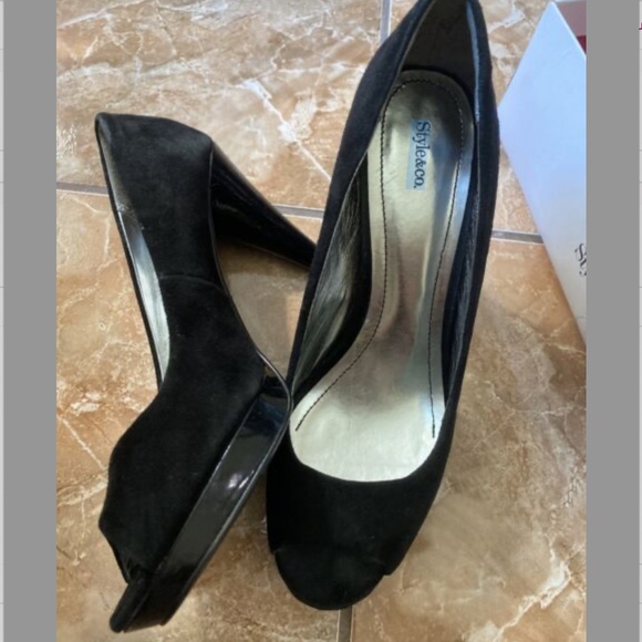 Style&co. Women's Celine Open Toe Pumps Black Suede Size 9 M - Picture 1 of 2